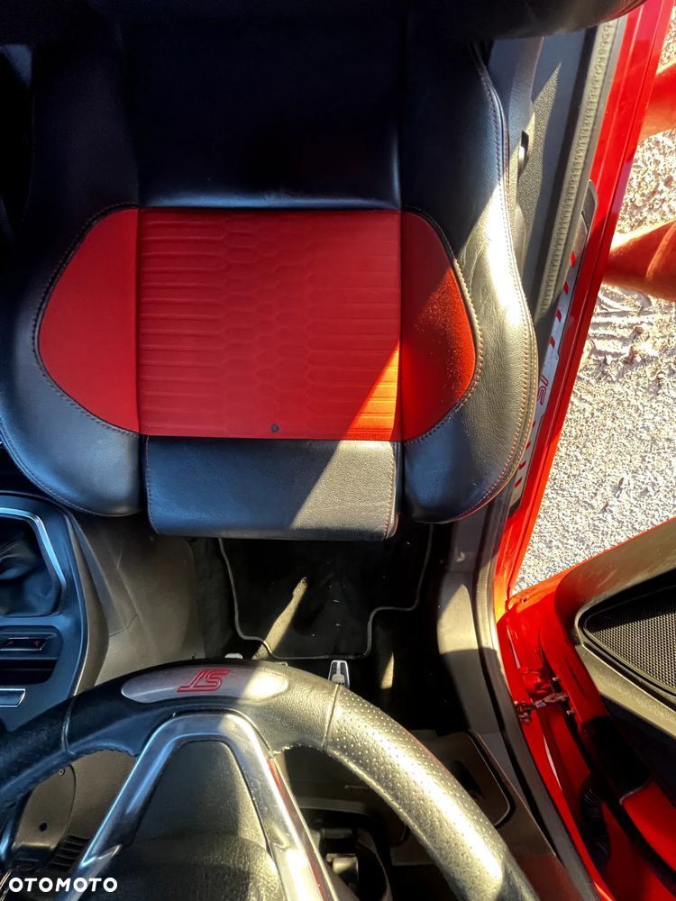 Ford Fiesta - 30