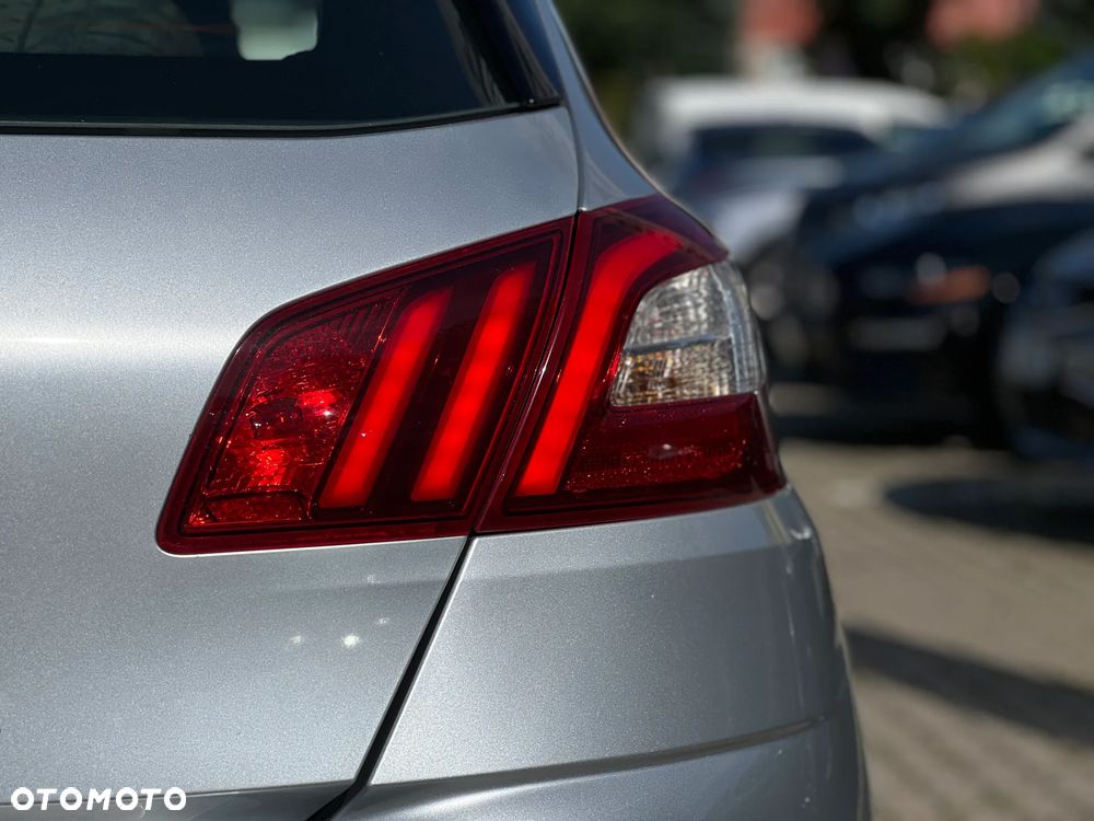 Peugeot 308 - 14