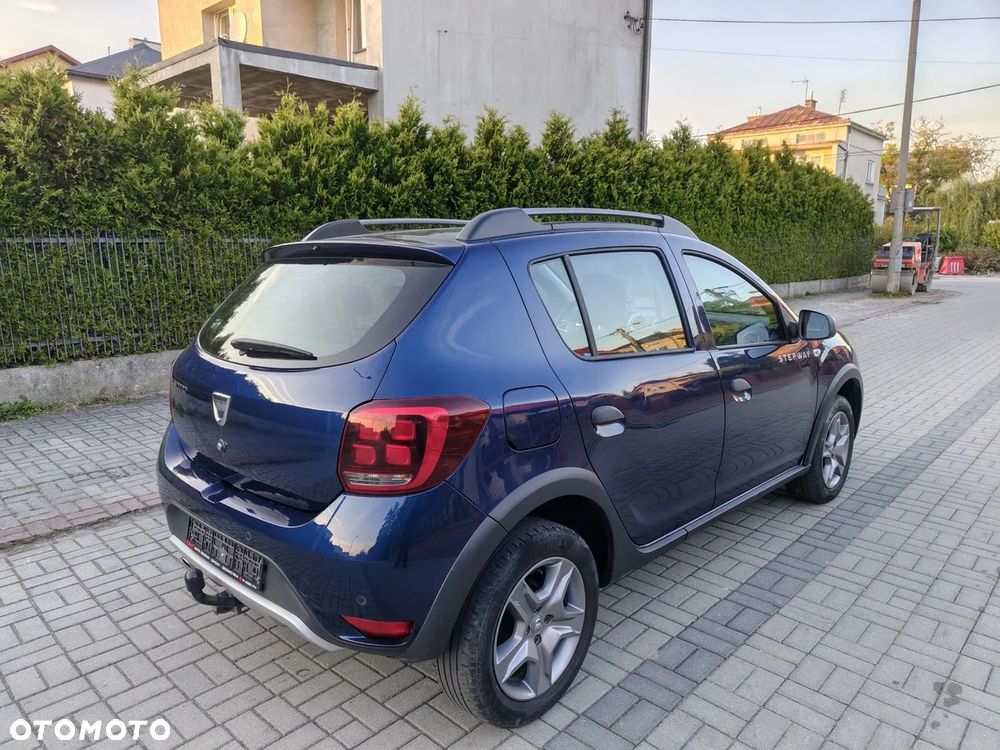 Dacia Sandero - 4