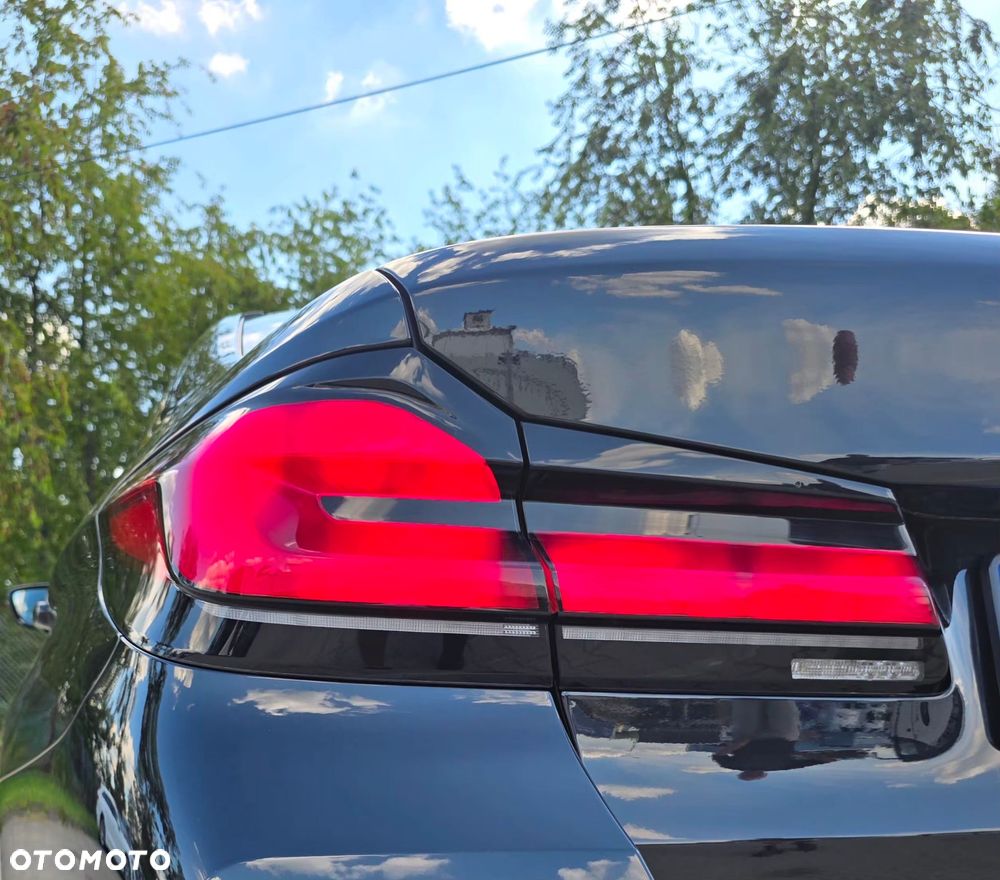 BMW Seria 5 520d M Sport Edition - 14