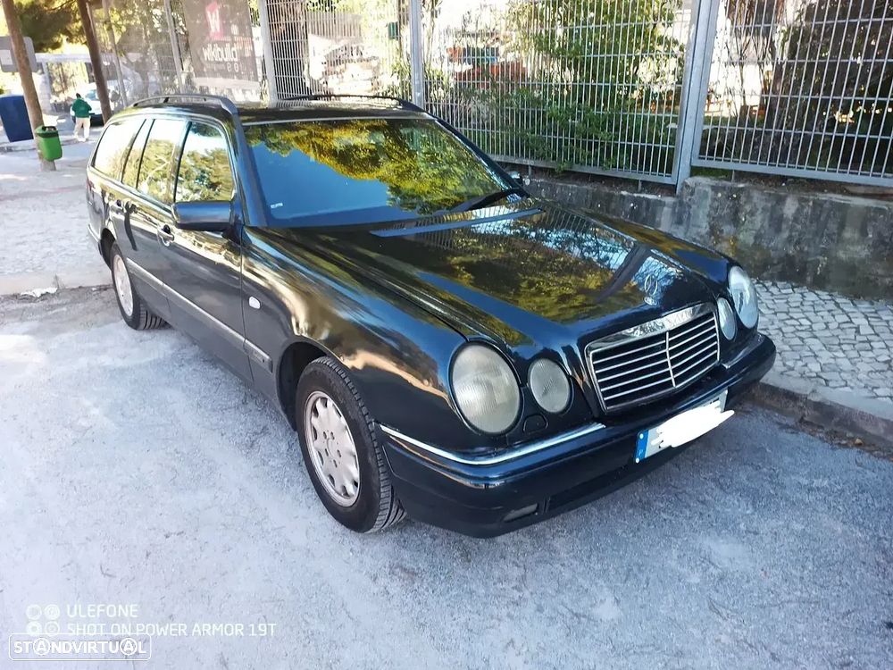 Mercedes-Benz E 220 CDI Elegance - 1