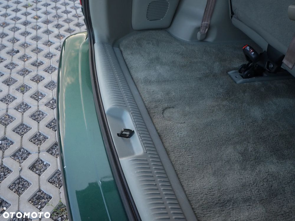 Dodge Caravan SE 3.0 - 19