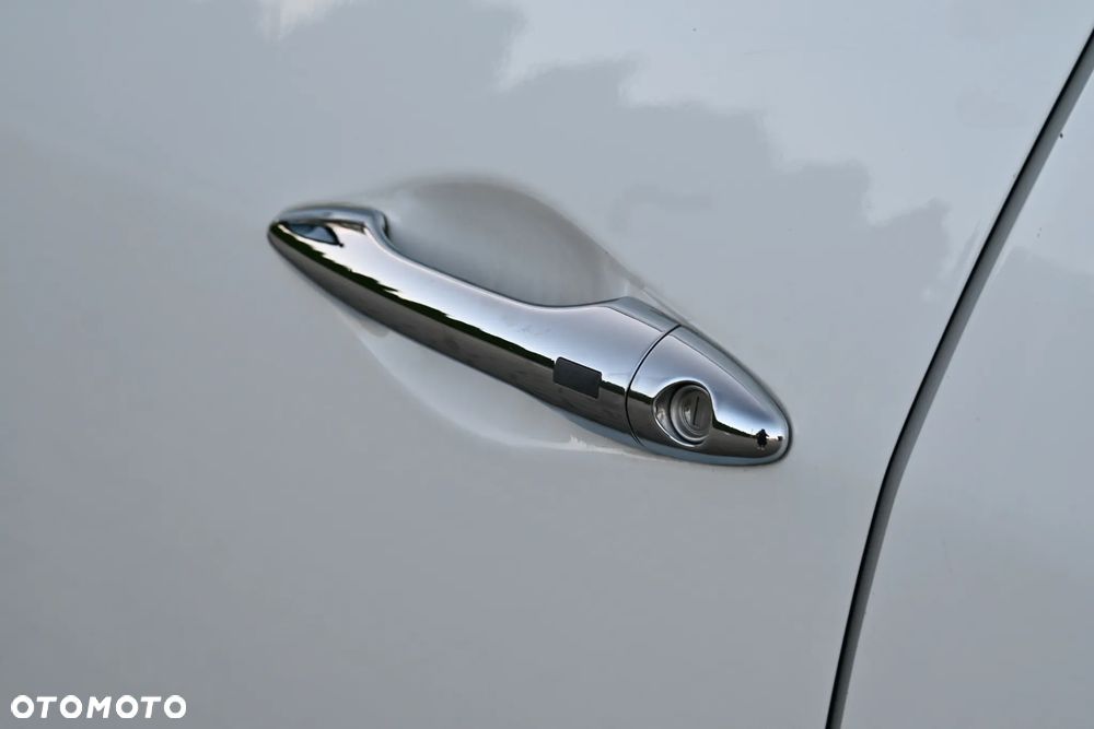 Hyundai ix35 2.0 CRDi 4WD Automatik Premium - 13