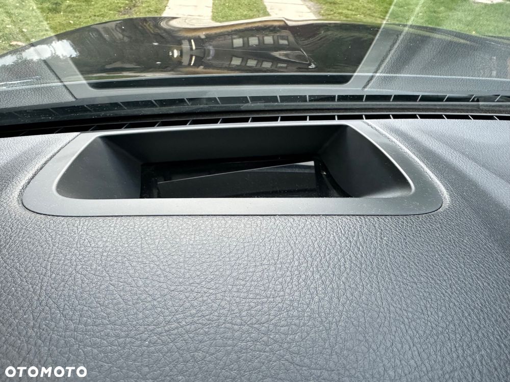 BMW Seria 5 535d xDrive - 17