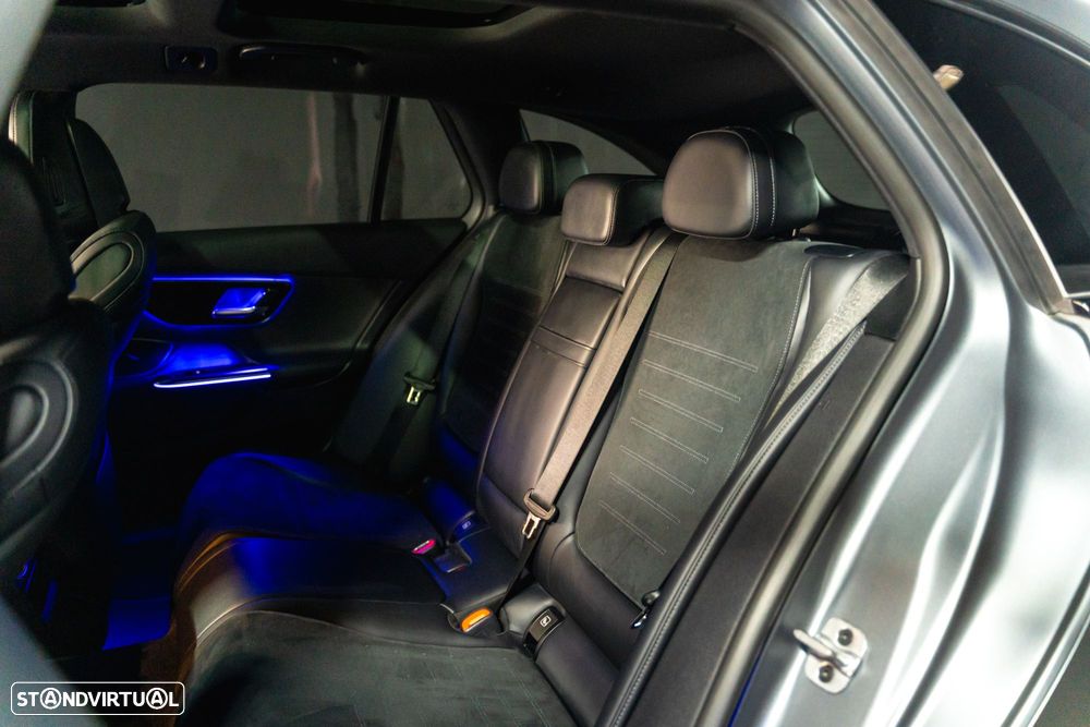 Mercedes-Benz C 300 e T 9G-TRONIC AMG Line - 14