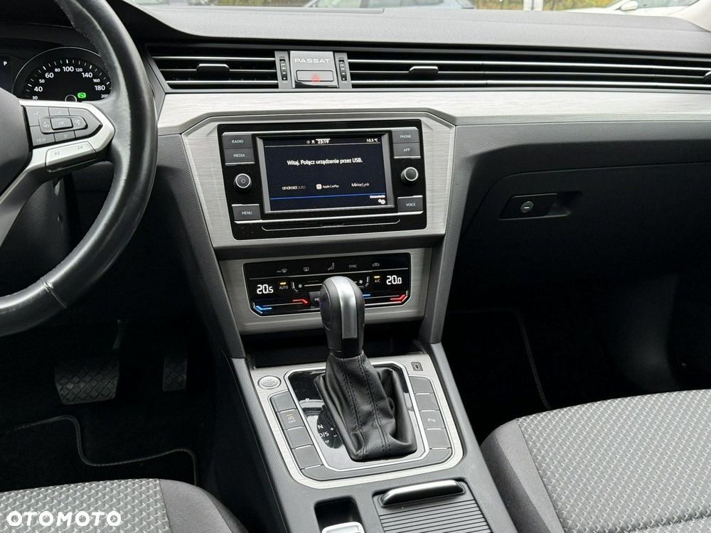 Volkswagen Passat 2.0 TDI EVO Business DSG - 24