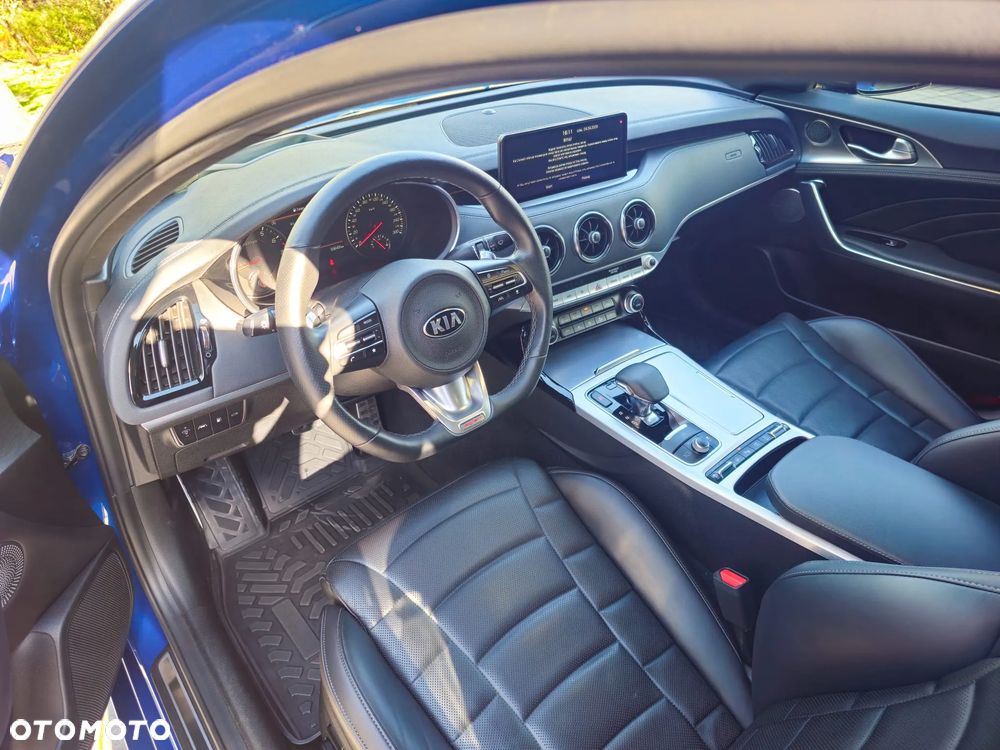 Kia Stinger 3.3 T-GDI V6 GT Prestige Line AWD - 4