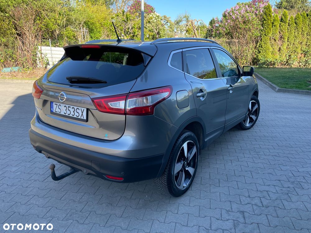 Nissan Qashqai 1.2 DIG-T Xtronic 360 - 4