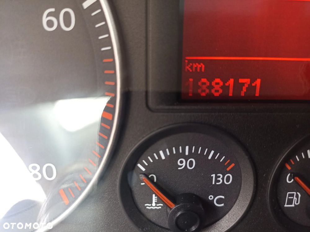 Volkswagen Golf - 17
