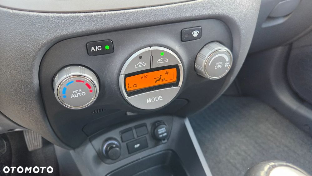 Kia Rio 1.4 EX Top - 16