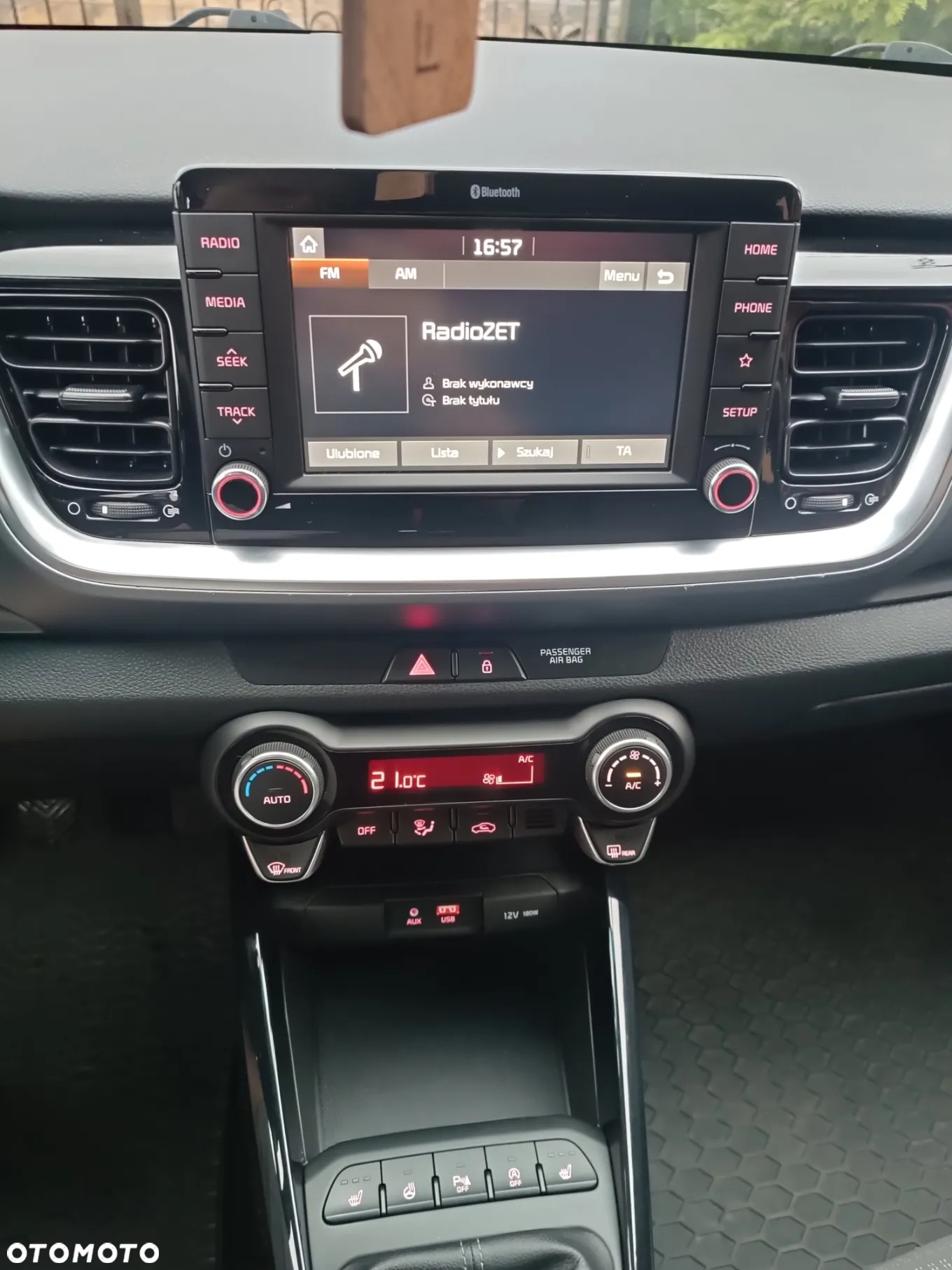 Kia Stonic - 26