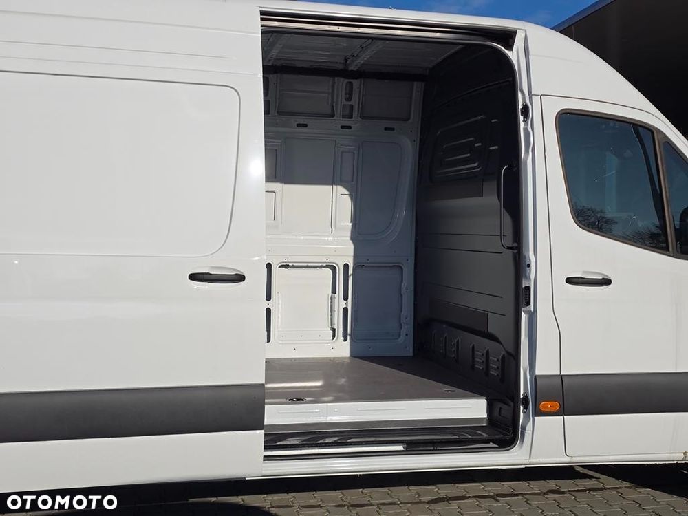 Mercedes-Benz Sprinter 319 CDI Long PRO 9G-Tronic - 24