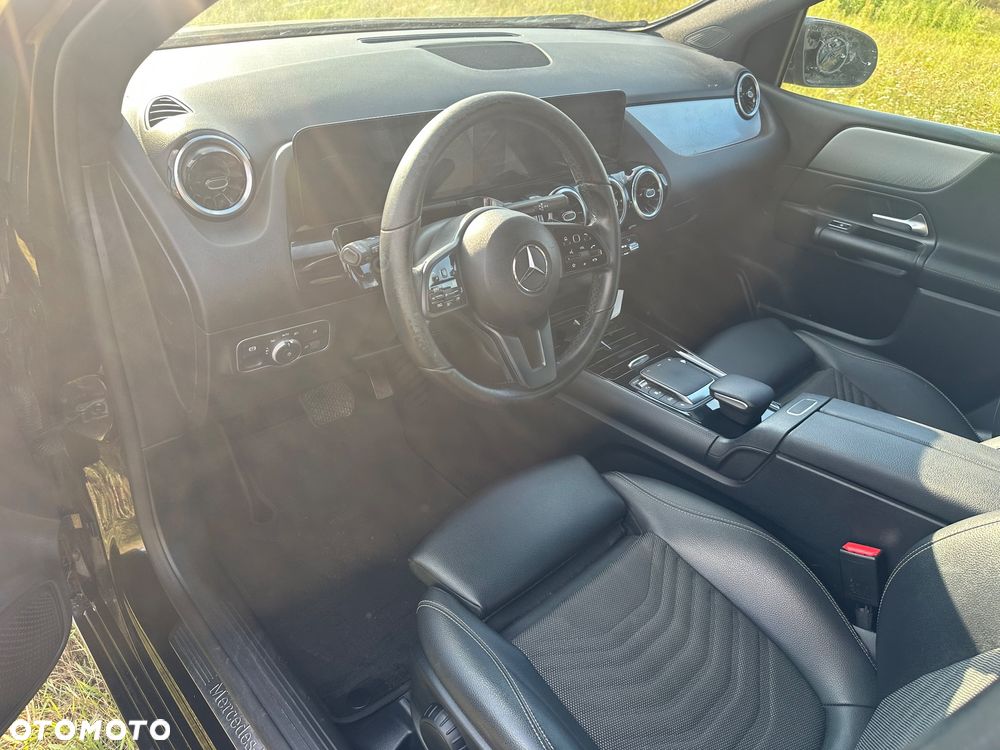 Mercedes-Benz Klasa B 250 e 8G-DCT Edition 2021 - 18
