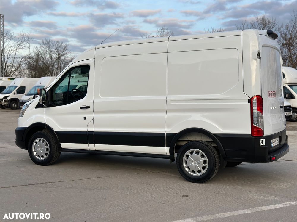 Ford Transit - 13