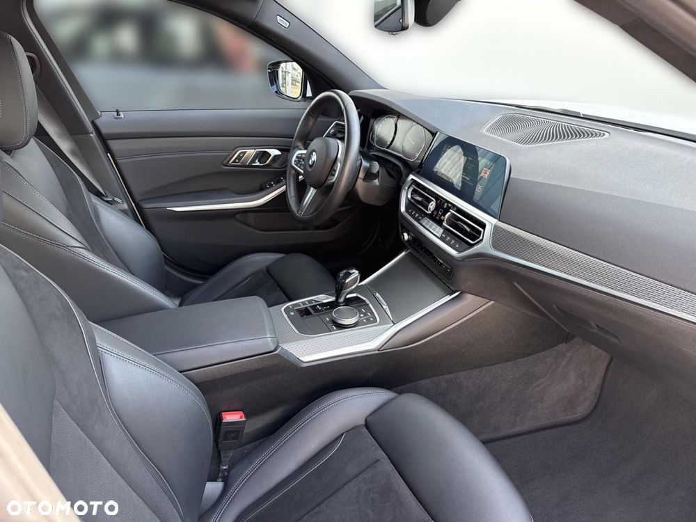 BMW Seria 3 318d M Sport - 7