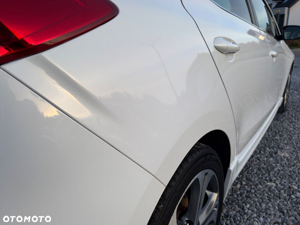 Kia Ceed 1.6 CRDi GT Line - 25