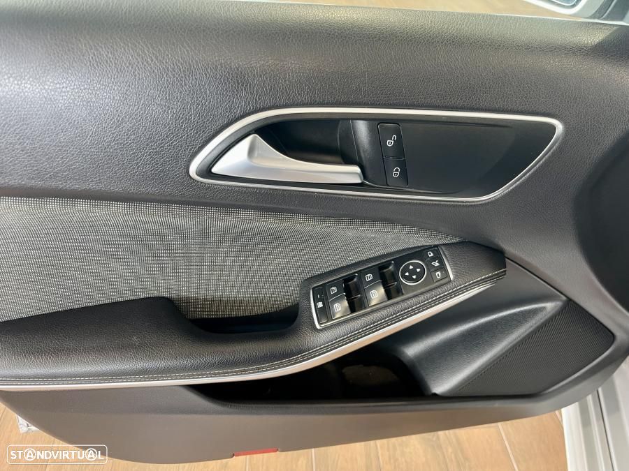Mercedes-Benz A 180 d AMG Line Aut. - 26