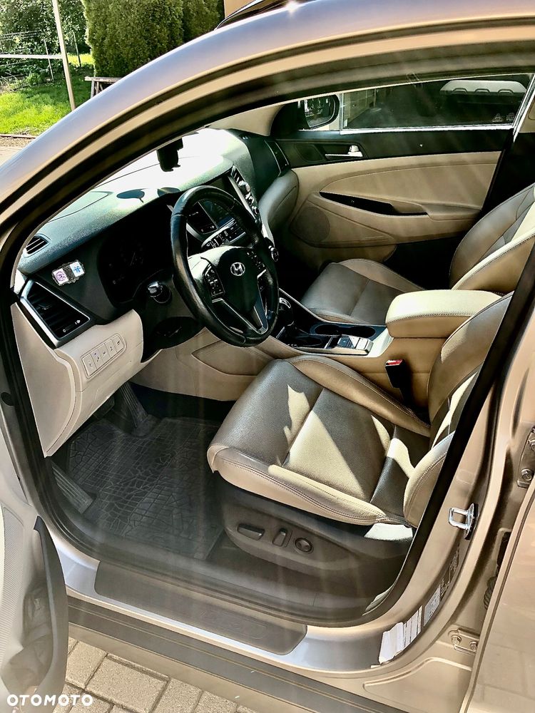 Hyundai Tucson 2.0 CRDI Tour de Pologne 4WD - 16