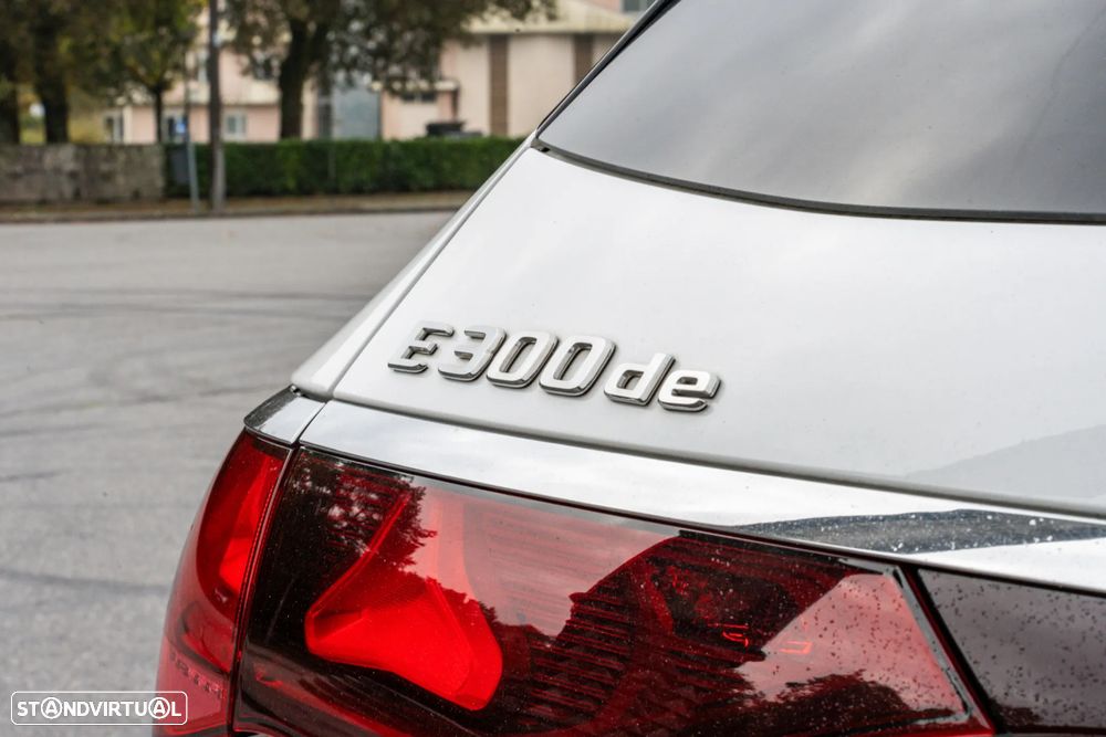 Mercedes-Benz E 300 e 4Matic 9G-TRONIC - 20