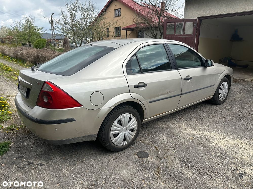 Ford Mondeo 2.0 TDCi Trend - 3