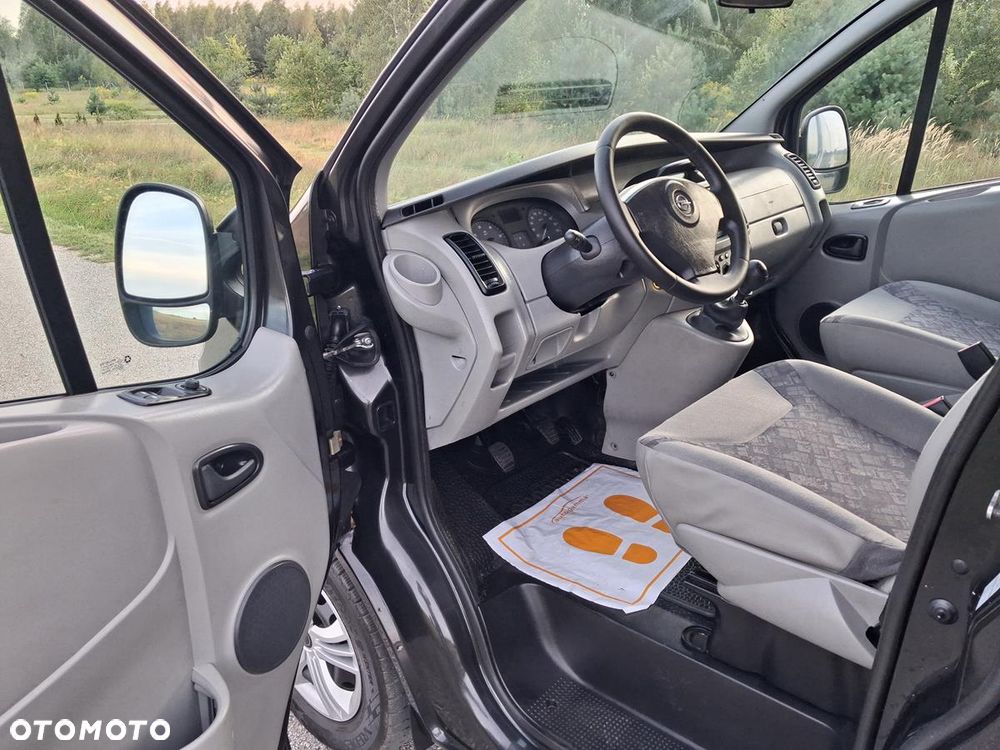 Opel Vivaro - 20