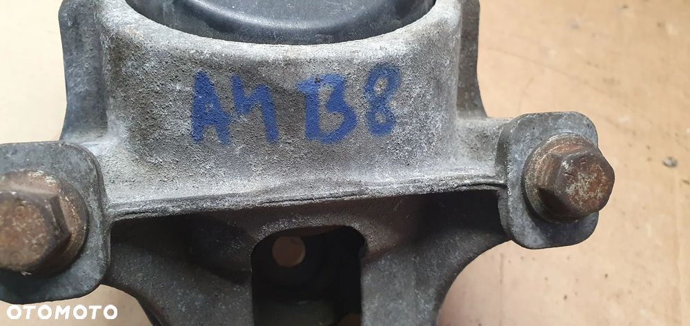 Łapa poduszka silnika prawa Audi A4 B8 2.0 TDI 8K0399060L - 8