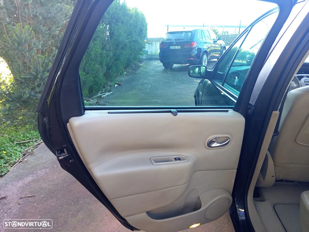 Renault Grand Scénic - 20