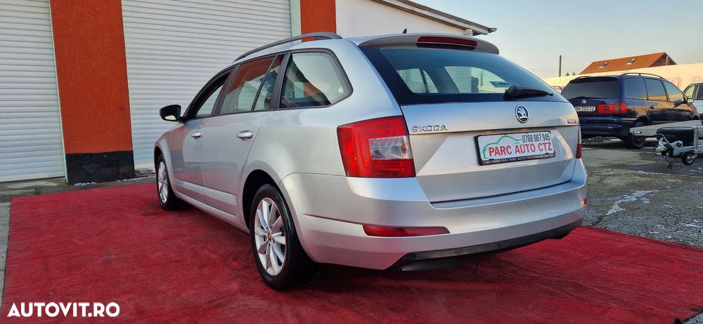Skoda Octavia - 4