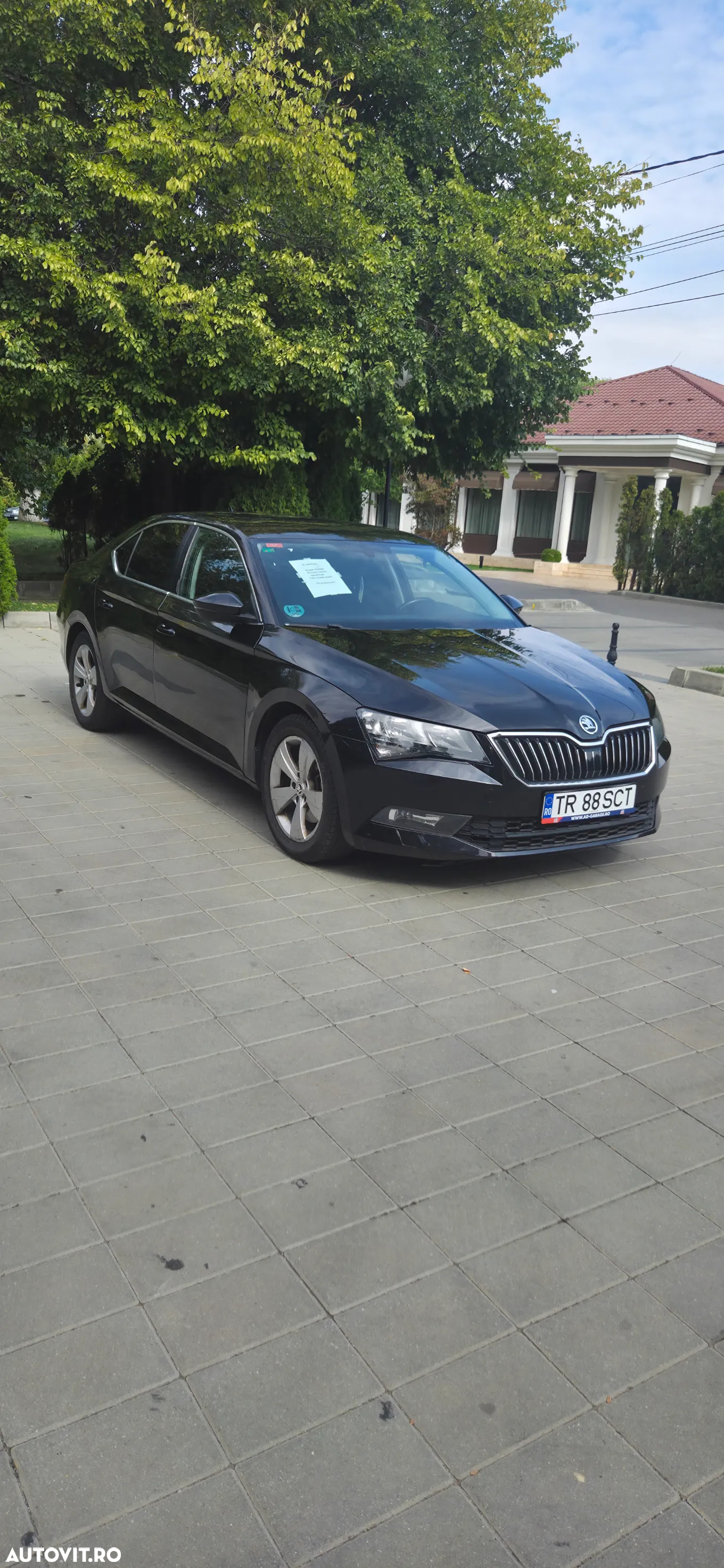 Skoda Superb 2.0 TDI Active - 3
