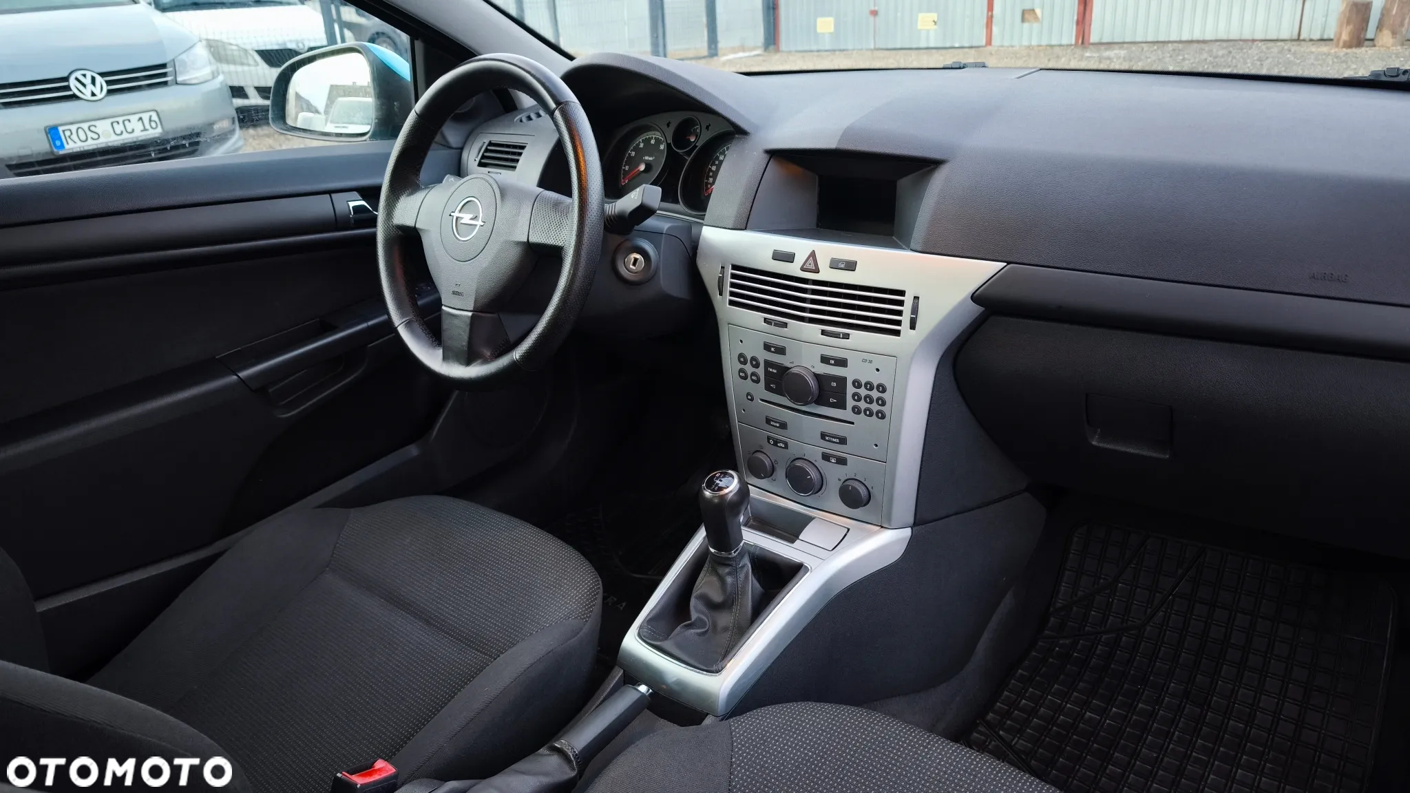 Opel Astra GTC 1.6 - 23