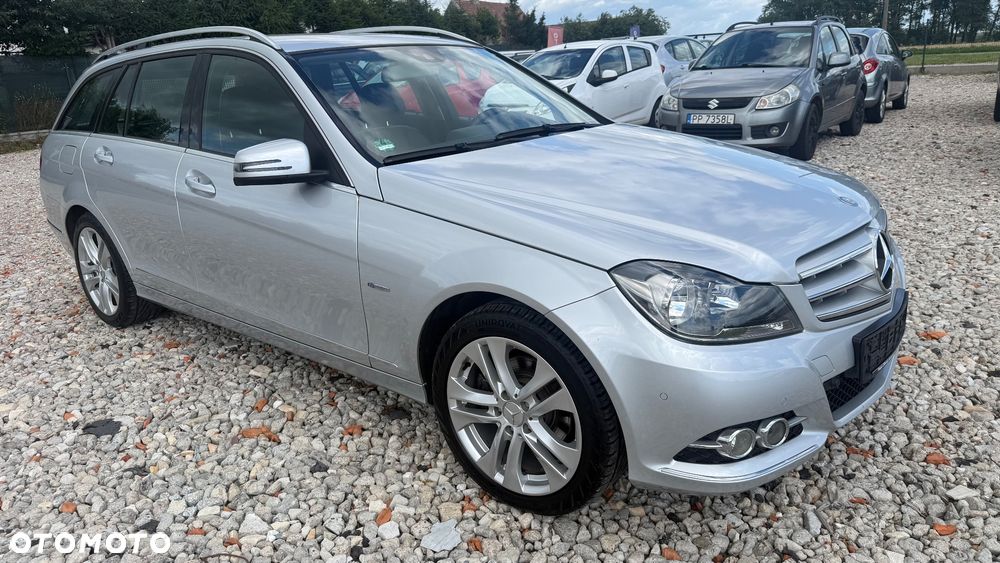 Mercedes-Benz Klasa C 220 CDI BlueEff Avantgarde - 3