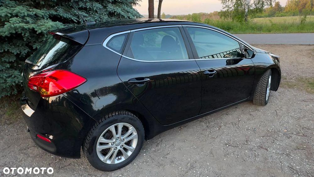 Kia Ceed - 23