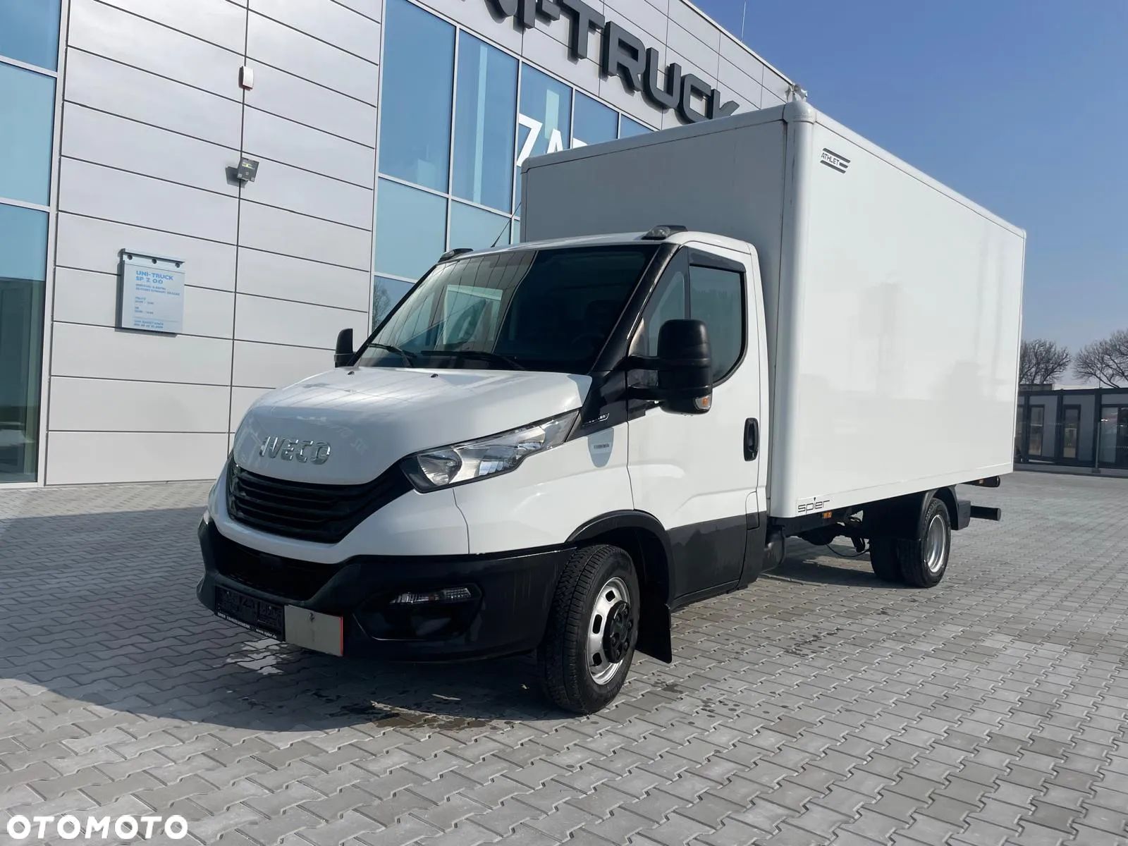 Iveco Kontener 8EP Winda 750kg Bliźniaki - 1