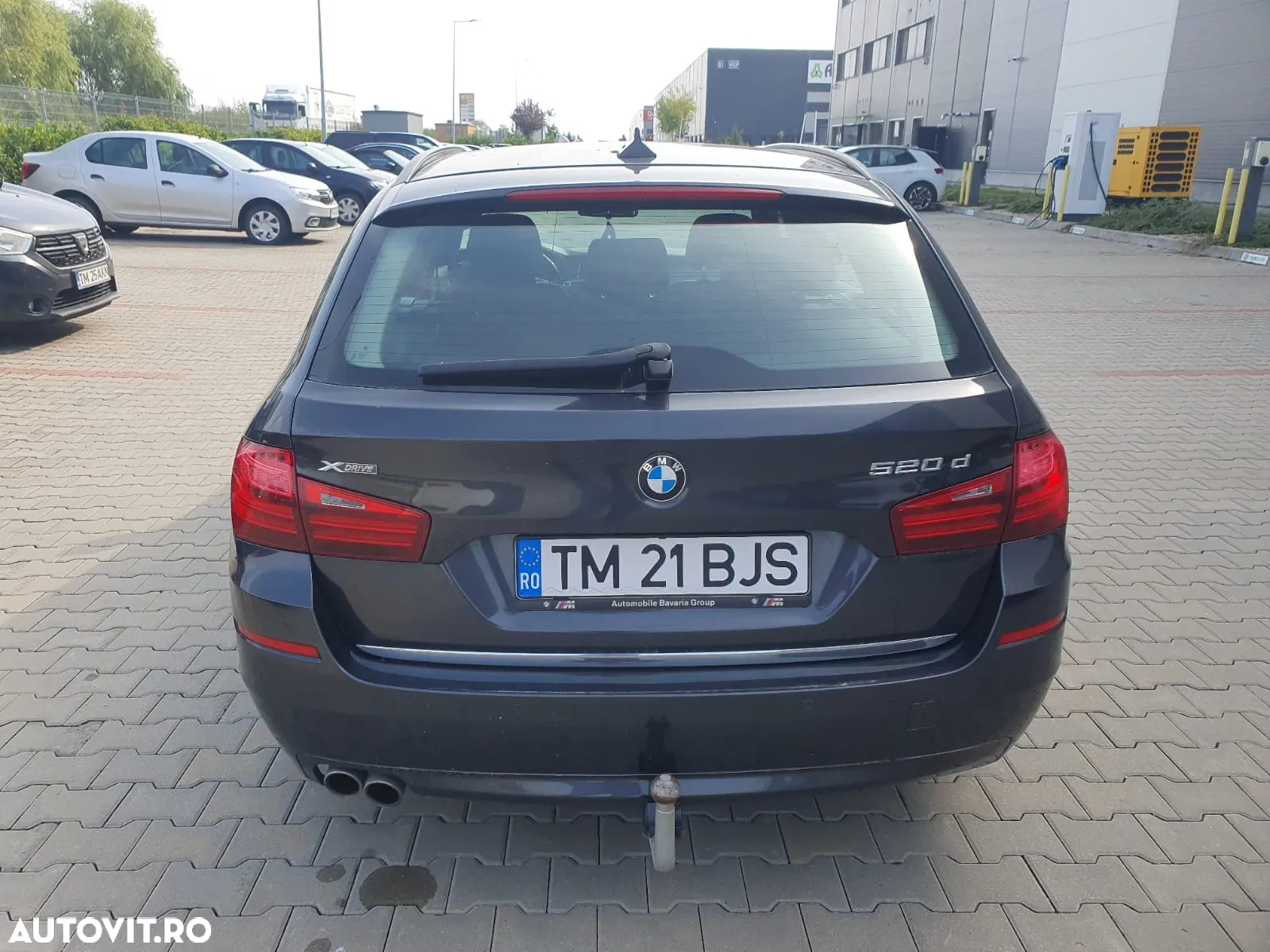 BMW Seria 5 520d xDrive - 5