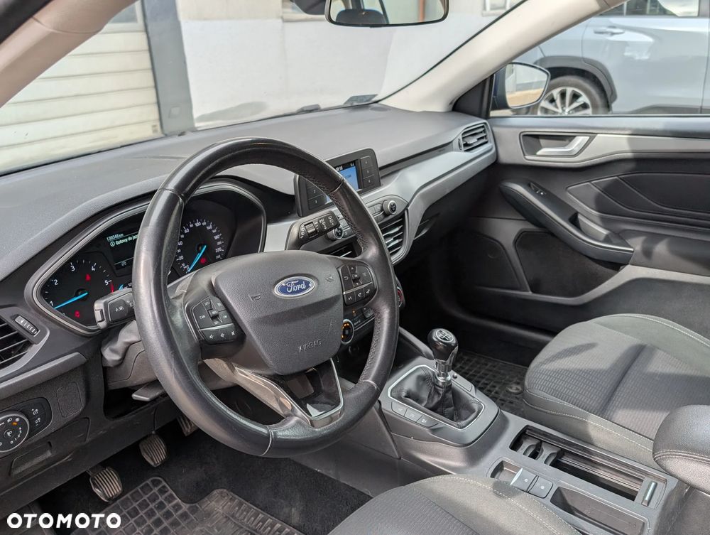 Ford Focus 1.5 TDCi Trend - 8