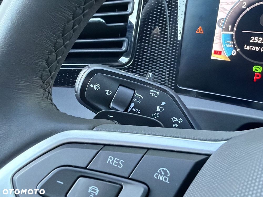 Volkswagen Tiguan 2.0 TDI DSG - 16