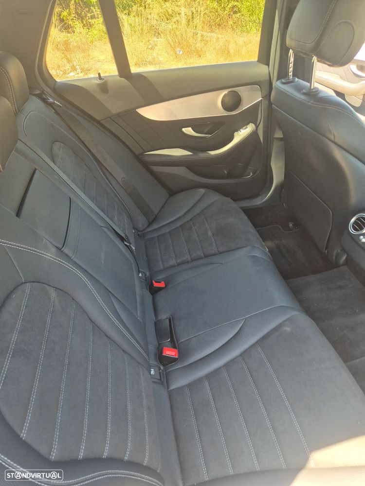 Mercedes-Benz C 300 de AMG Line - 25