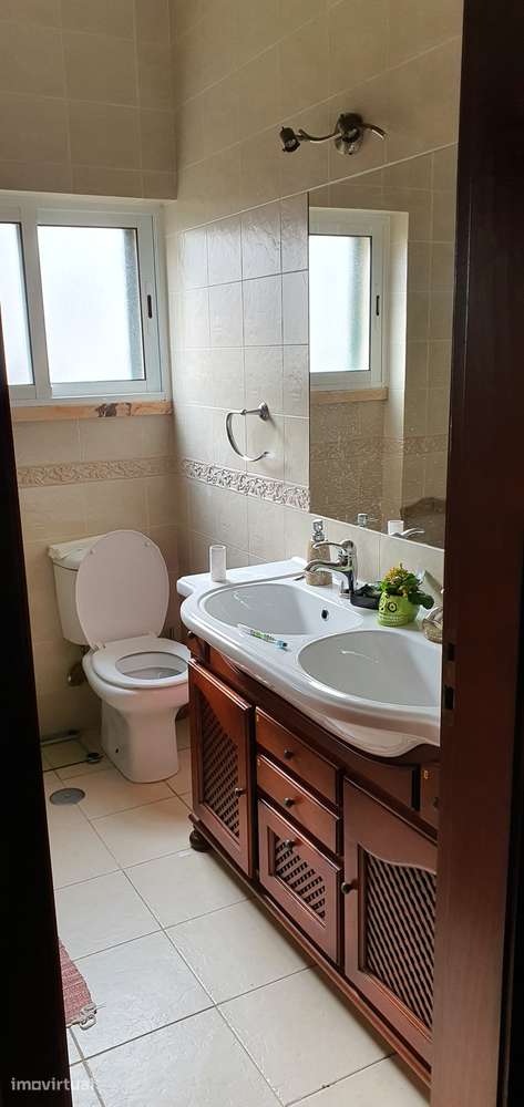 1 Quarto individual mobiliado em moradia em banda com internet - Grande imagem: 5/13