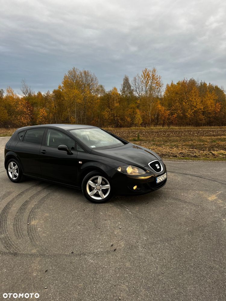 Seat Leon 2008 photo 2
