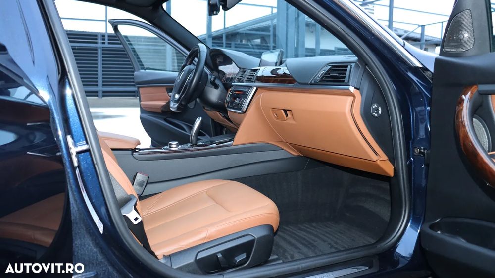 BMW Seria 3 328i Aut. Luxury Line - 14