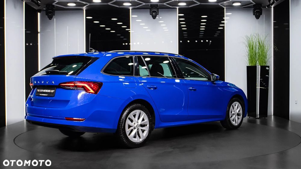 Skoda Octavia 2.0 TDI Ambition DSG - 6