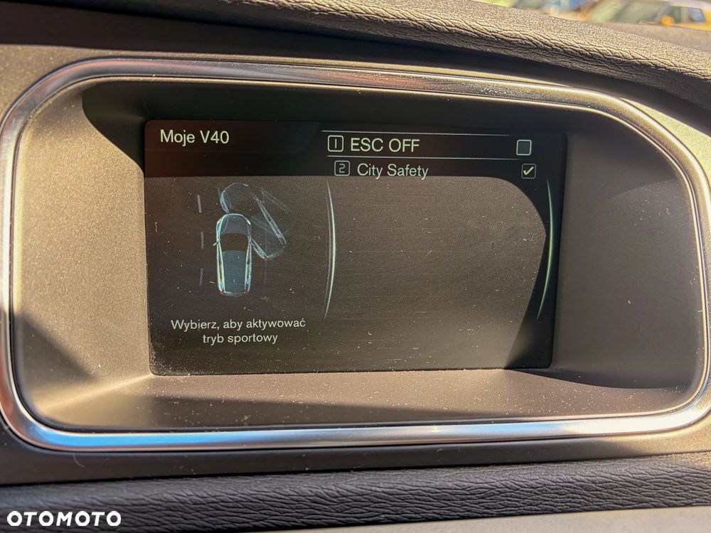 Volvo V40 D2 Geartronic - 14