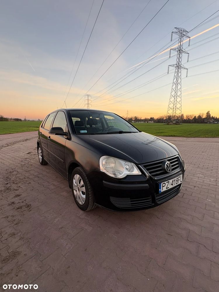 Volkswagen Polo - 2