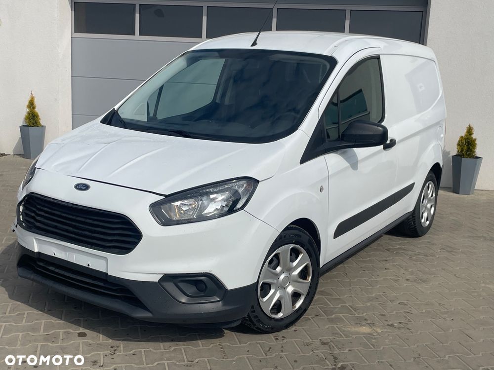 Ford Courier - 1