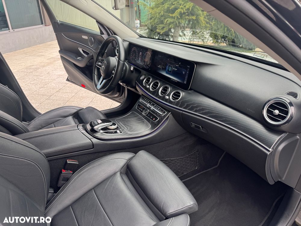 Mercedes-Benz E 220 d 9G-TRONIC - 36