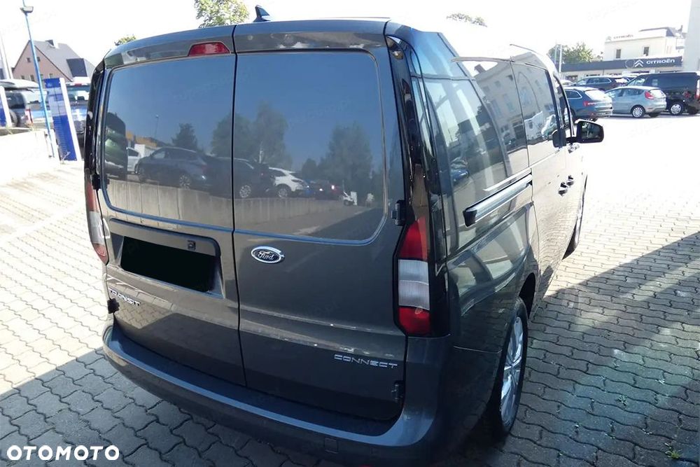 Ford Transit Connect - 9