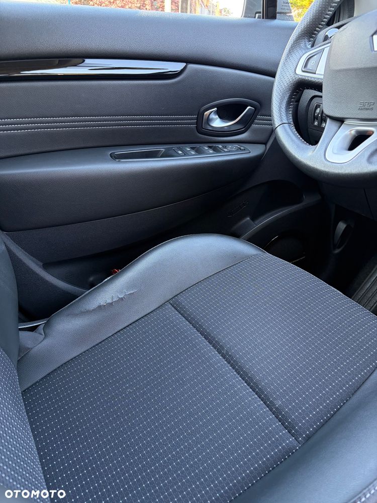 Renault Scenic - 11