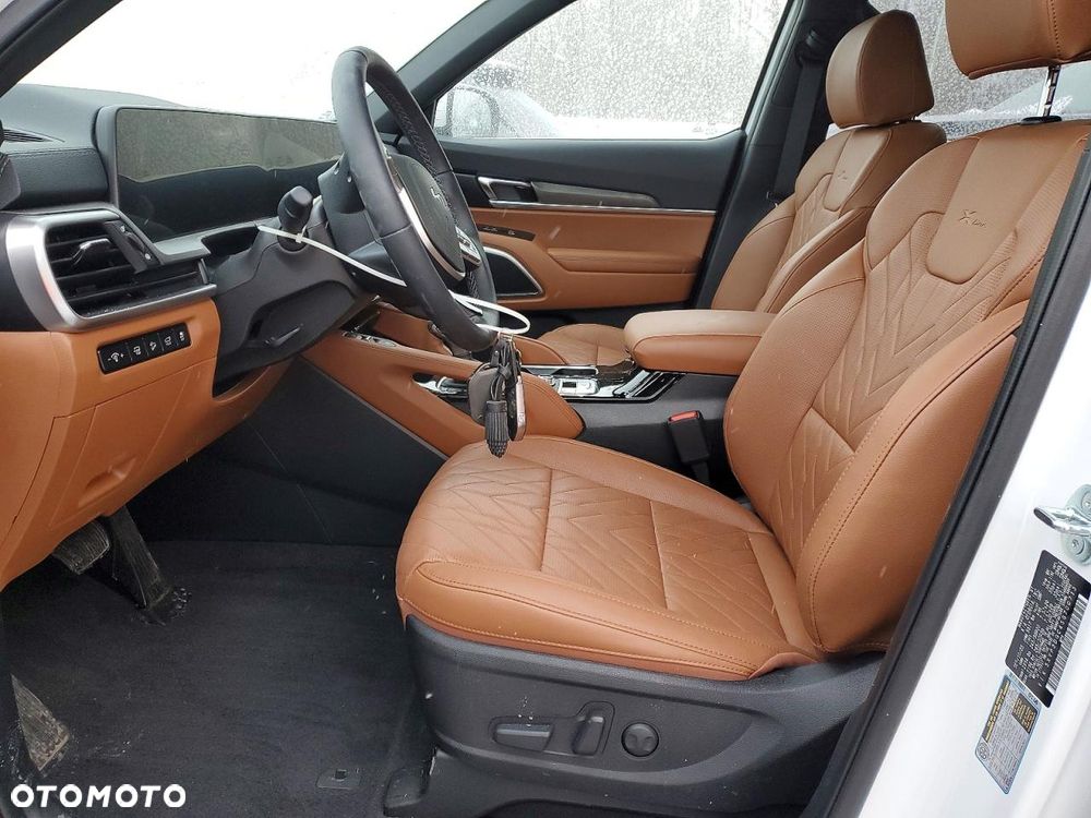 Kia Telluride - 8