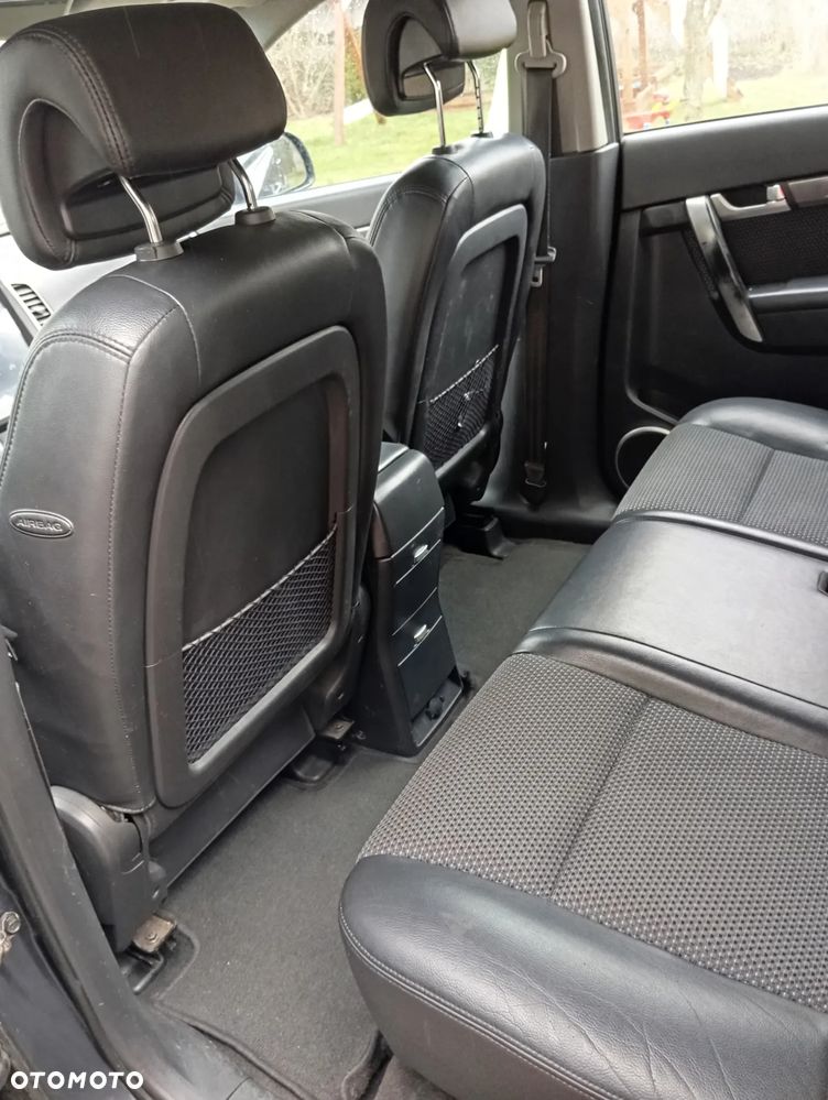 Chevrolet Captiva 2.0 d LT medium - 16