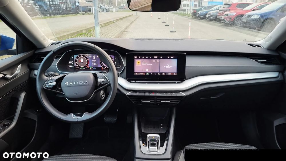 Skoda Octavia 1.5 TSI mHEV Selection DSG - 9